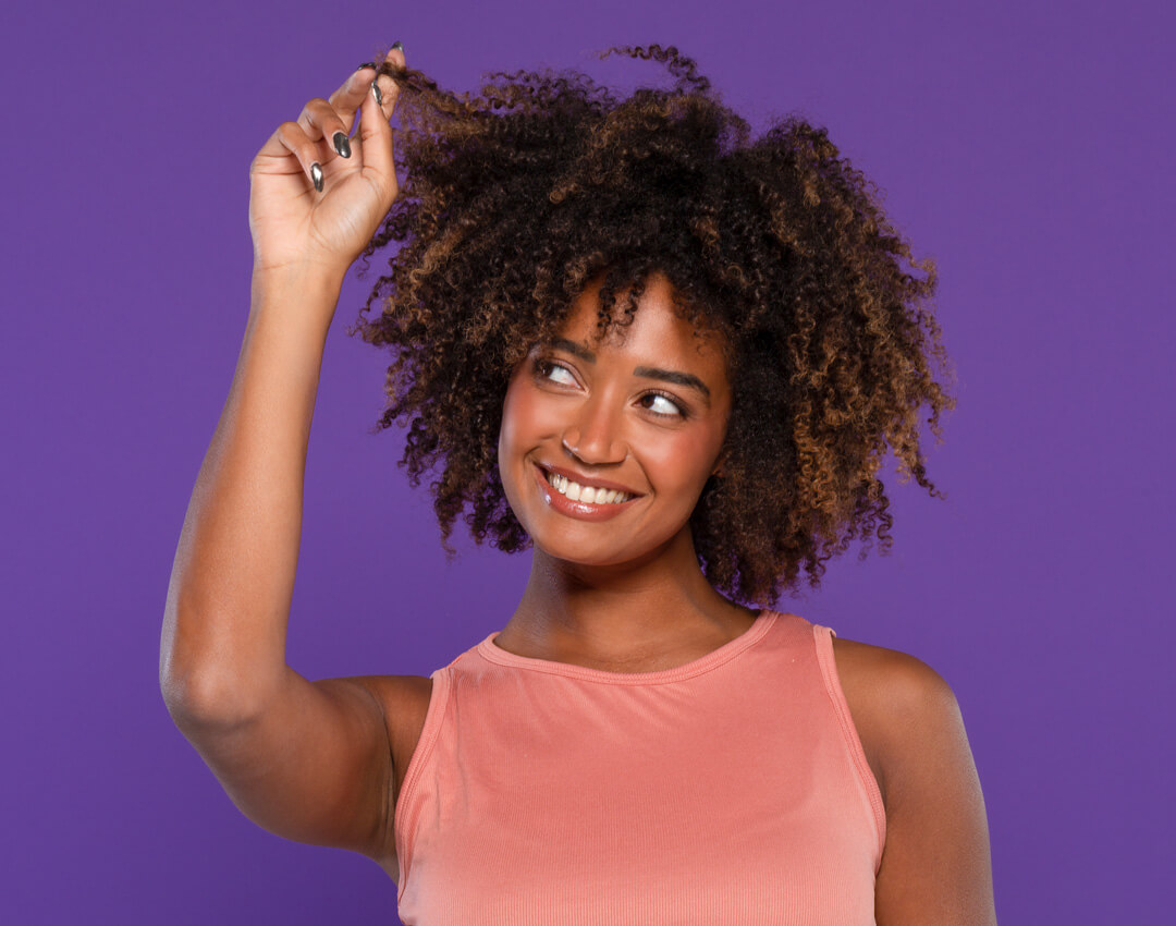 immagine Perché i <b>capelli afro</b  hanno bisogno di prodotti specifici